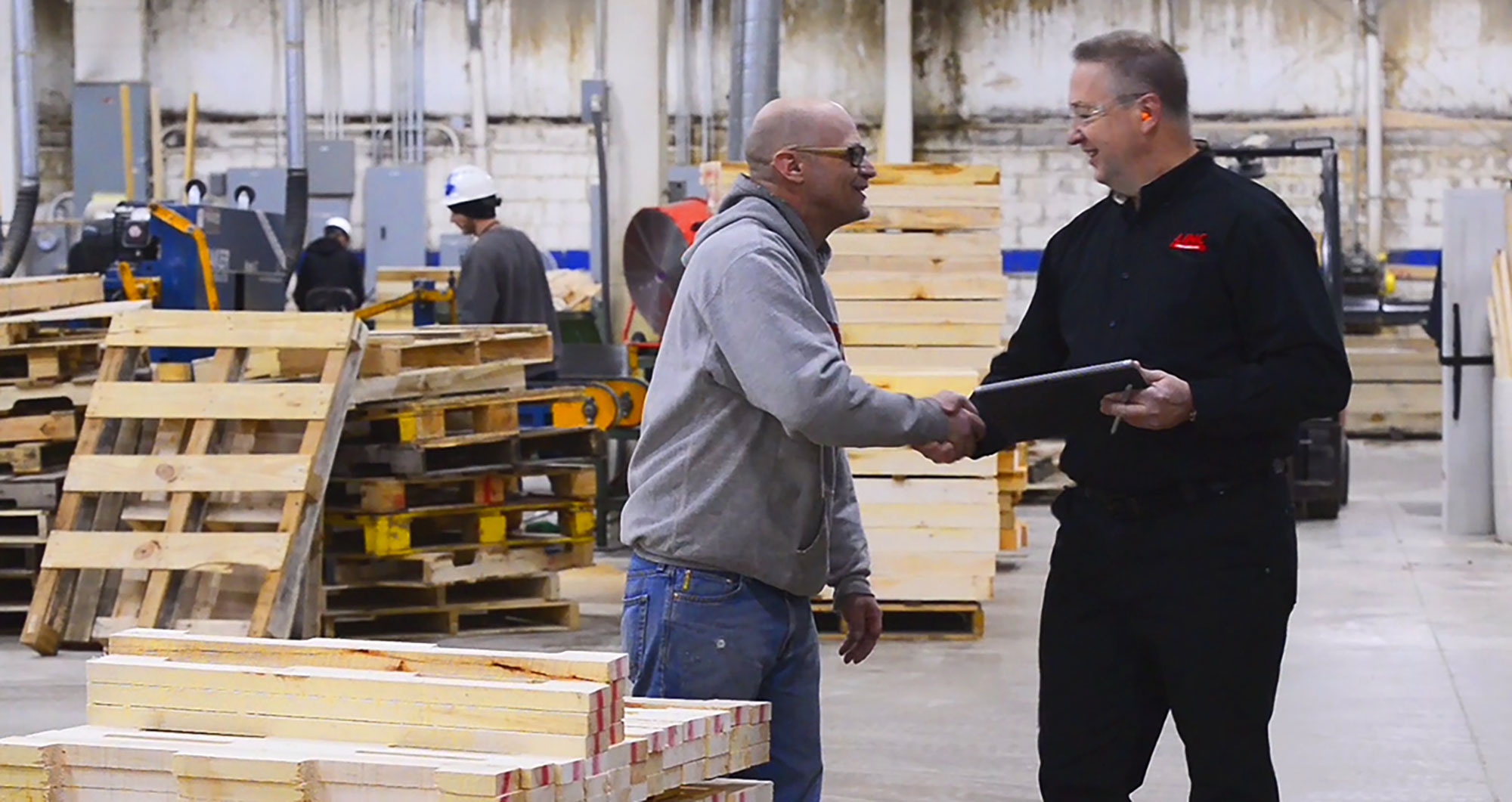 Pallet Manufacturing Customer Service
